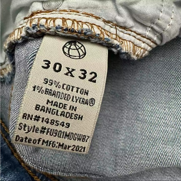 🌎 Free Planet Jeans Mens Size 30x32* Distressed Straight Leg Sustainable Denim - Picture 6 of 7
